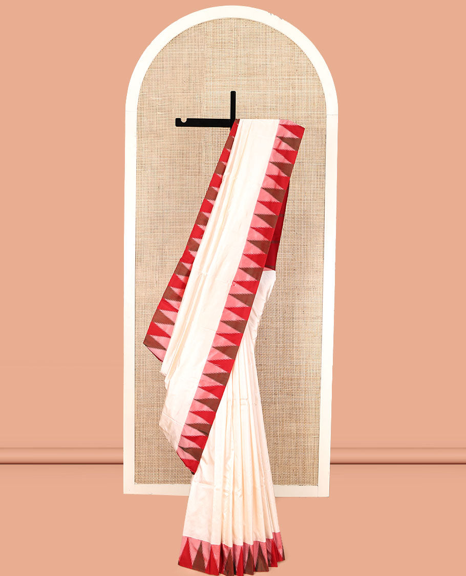 White Plain Bangalore Silk Saree, Complemented by a Contrast Temple Border, Pallu of Stripes, and a Contrast Blouse