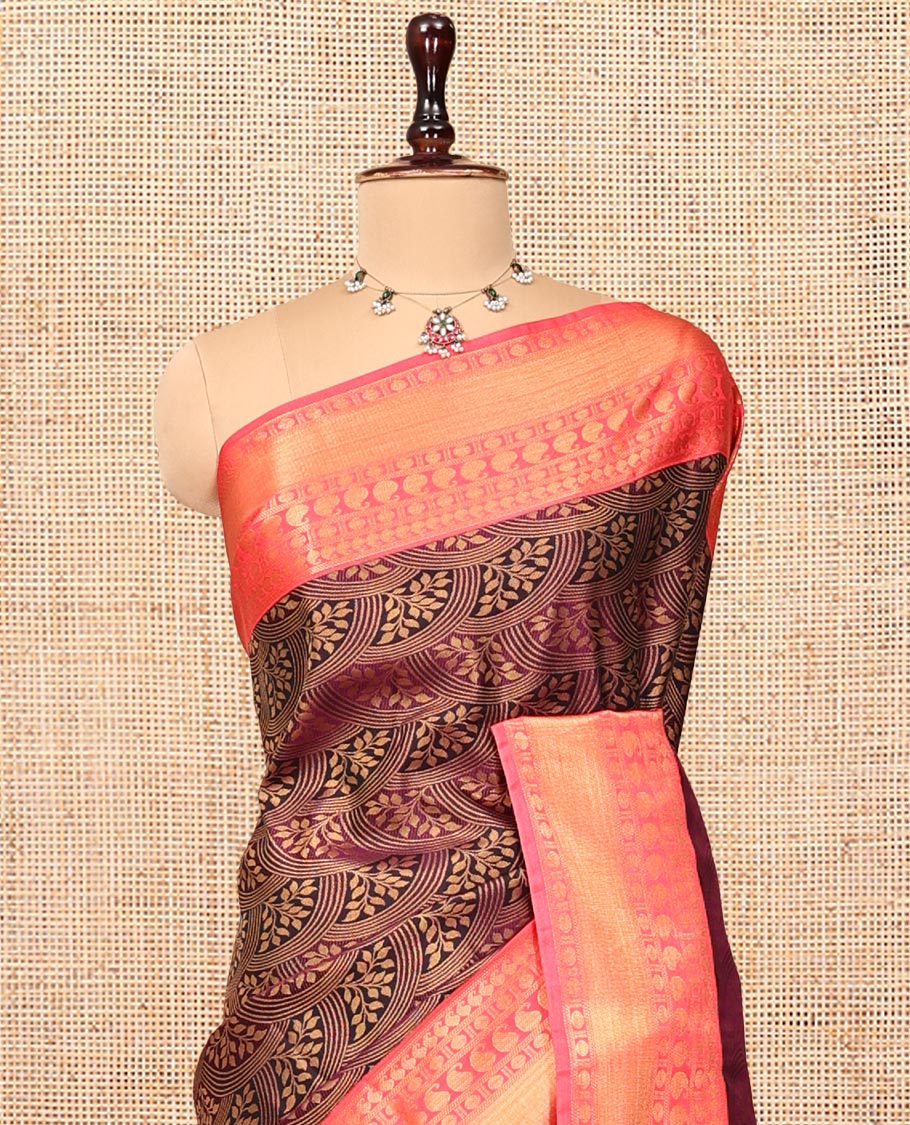 Purple Budget Silk Saree, Highlighted by Floral and Scallop Design, Complemented by Contrast Traditional Border, Intricate Pallu, and a Contrast Blouse