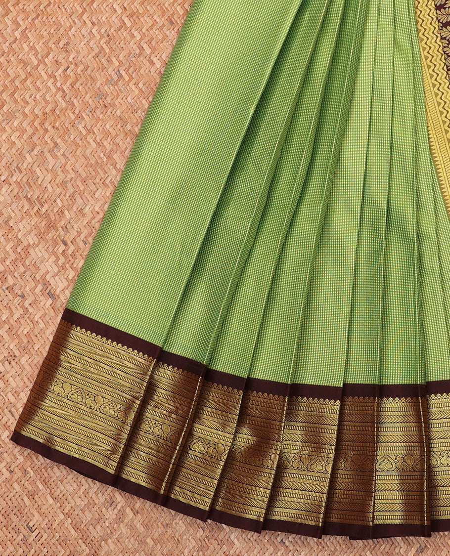 Green Budget Silk Saree, Subtly Sparkled With Zari Weave On Its Body Complemented by Contrast Traditional Zari Designs Woven Border, Grand Pallu and Paired with a Contrast Blouse