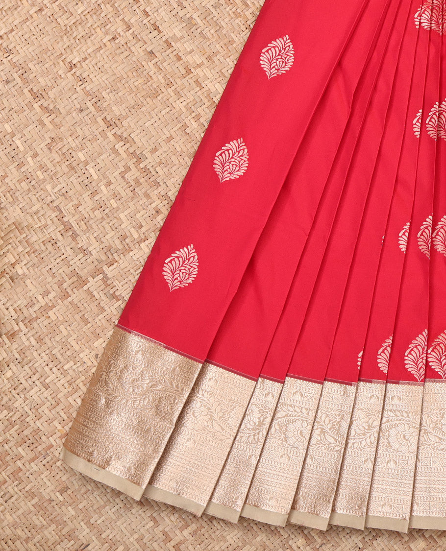 Red Budget Silk Saree, Spotlighted with Zari Buttas, Complemented by a Contrast Traditional Zari Border, Grand Pallu, and Contrast Blouse