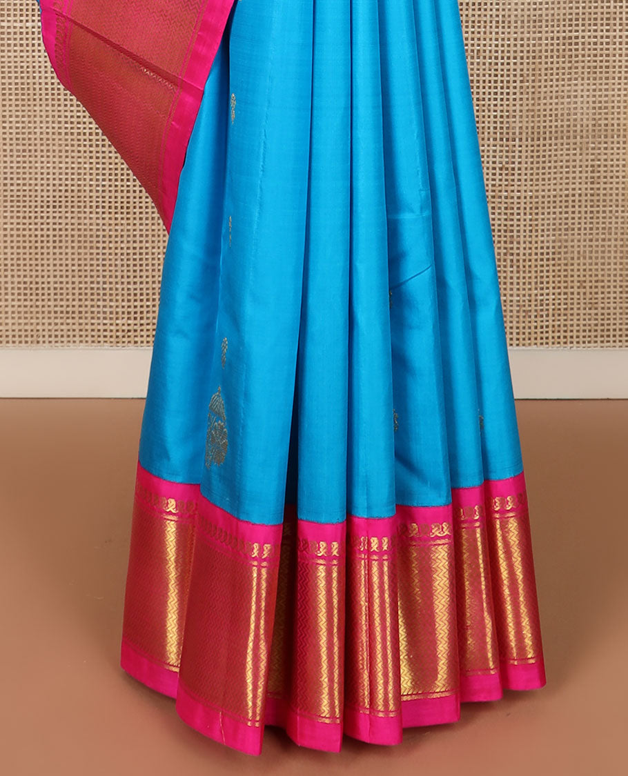Blue zari buttas Kanchipuram silk saree, contrast korvai border of manga mokku & vanki design & kodi visiry pallu