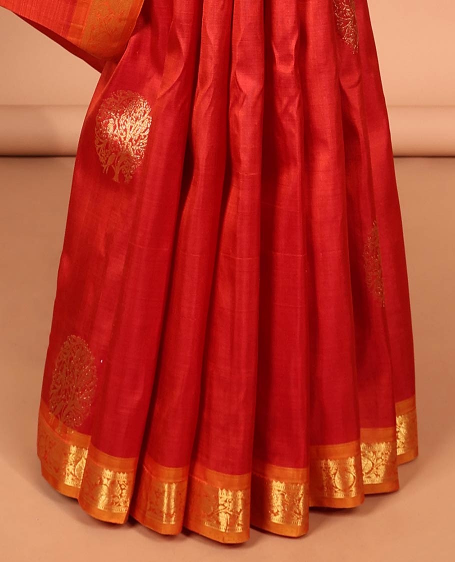 Orange tree buttas kancheepuram silk saree with contrast border of rekku, kodi visiry design & zari design pallu