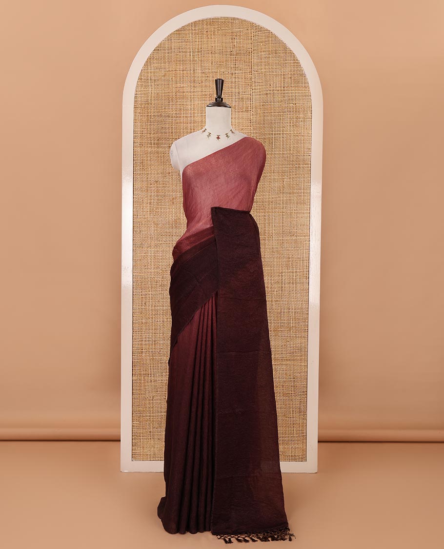 Borderless dark lavender-purple ombre-style 2d pattern dyed Fendy Crush saree, plain blouse