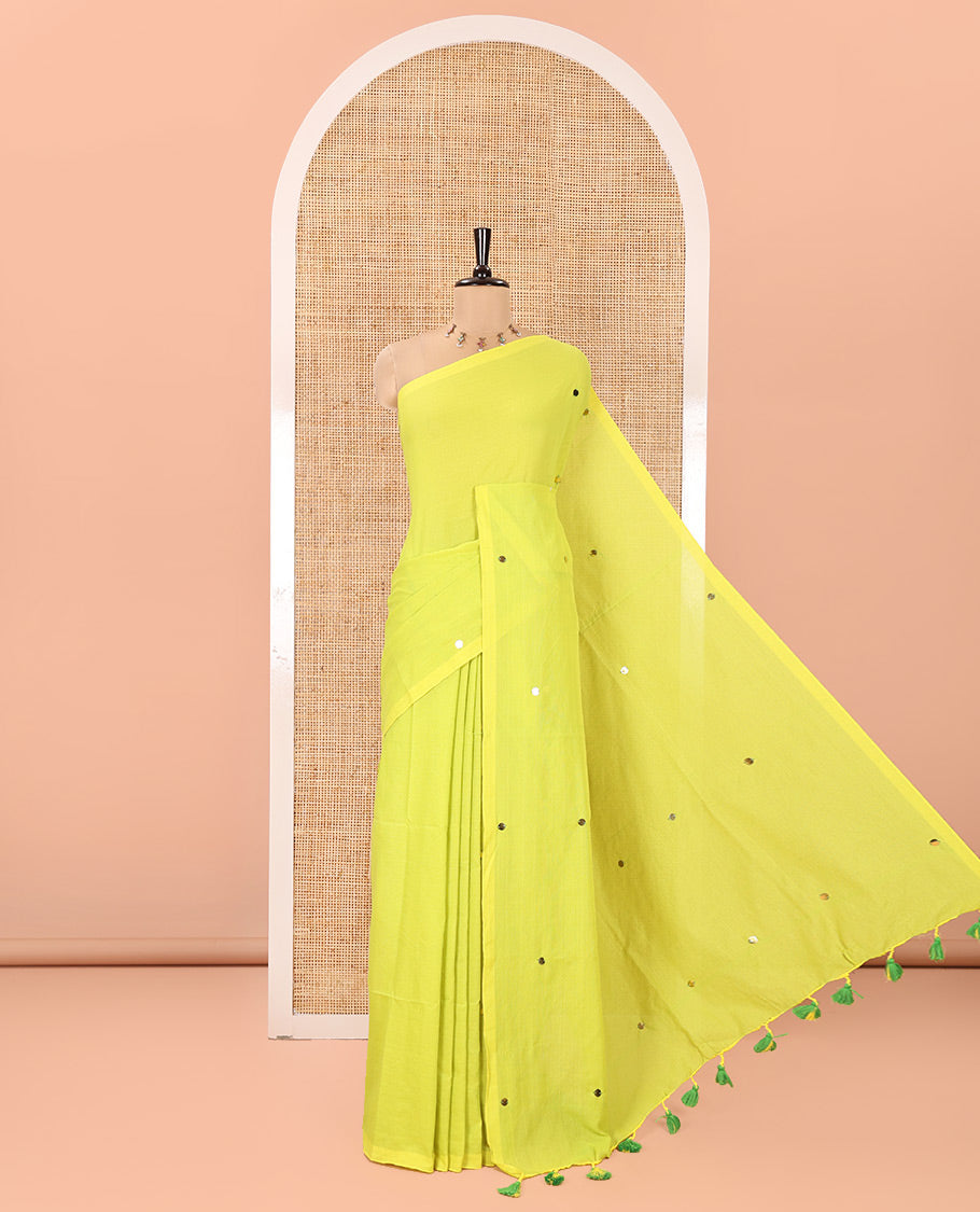 Borderless Lemon Yellow Mul Cotton Saree, Subtly Sparkled With Big Sequins Work On Its Body, a Self-Pallu and Paired with a Matching Blouse
