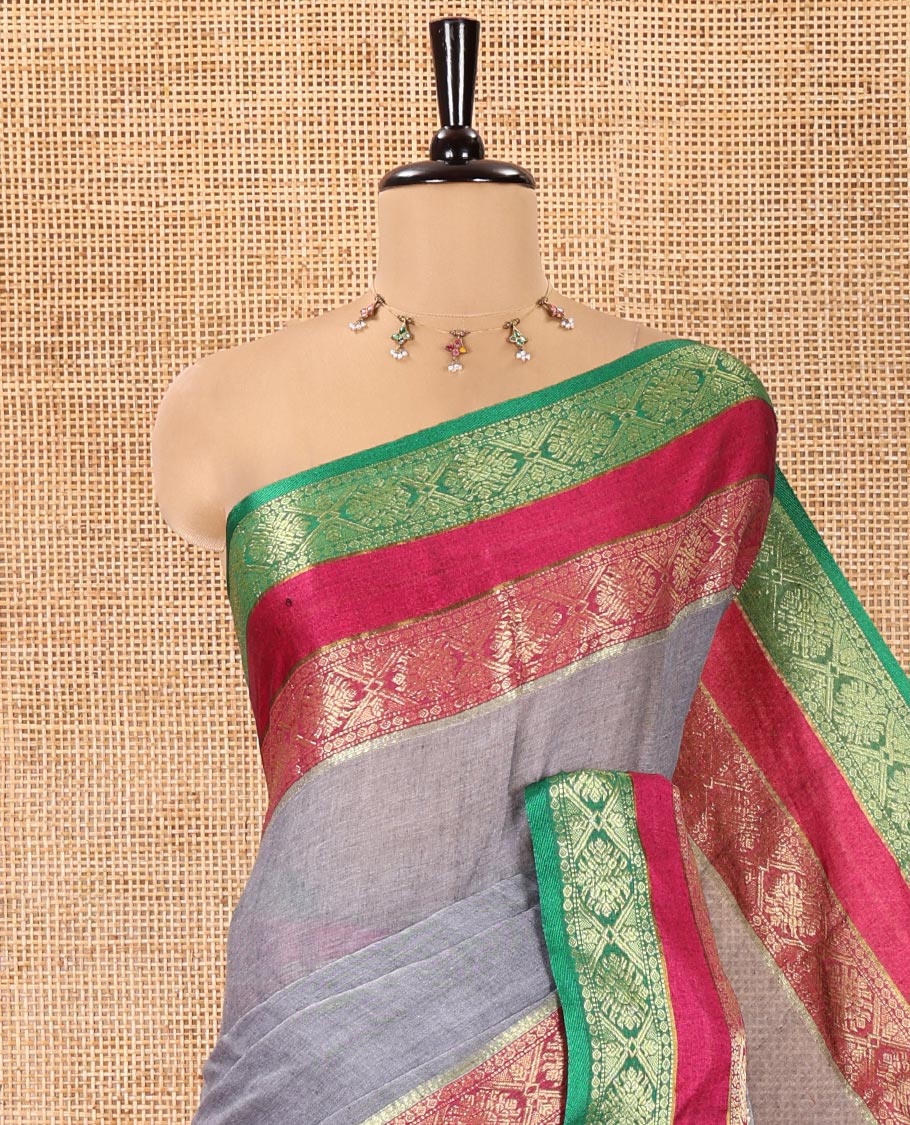 Grey Plain Khadi Mul Cotton Saree, Complemented by a Contrast Rettai Pettu Traditional Diamond-Patterned Border, Plain Pallu, and Paired with a Matching Blouse