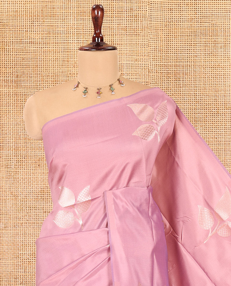 Borderless Dusky Pink Elite Soft Silk Saree, Beautified with Leaf Motifs, a Self-Pallu of Floral Designs, and a Matching Blouse