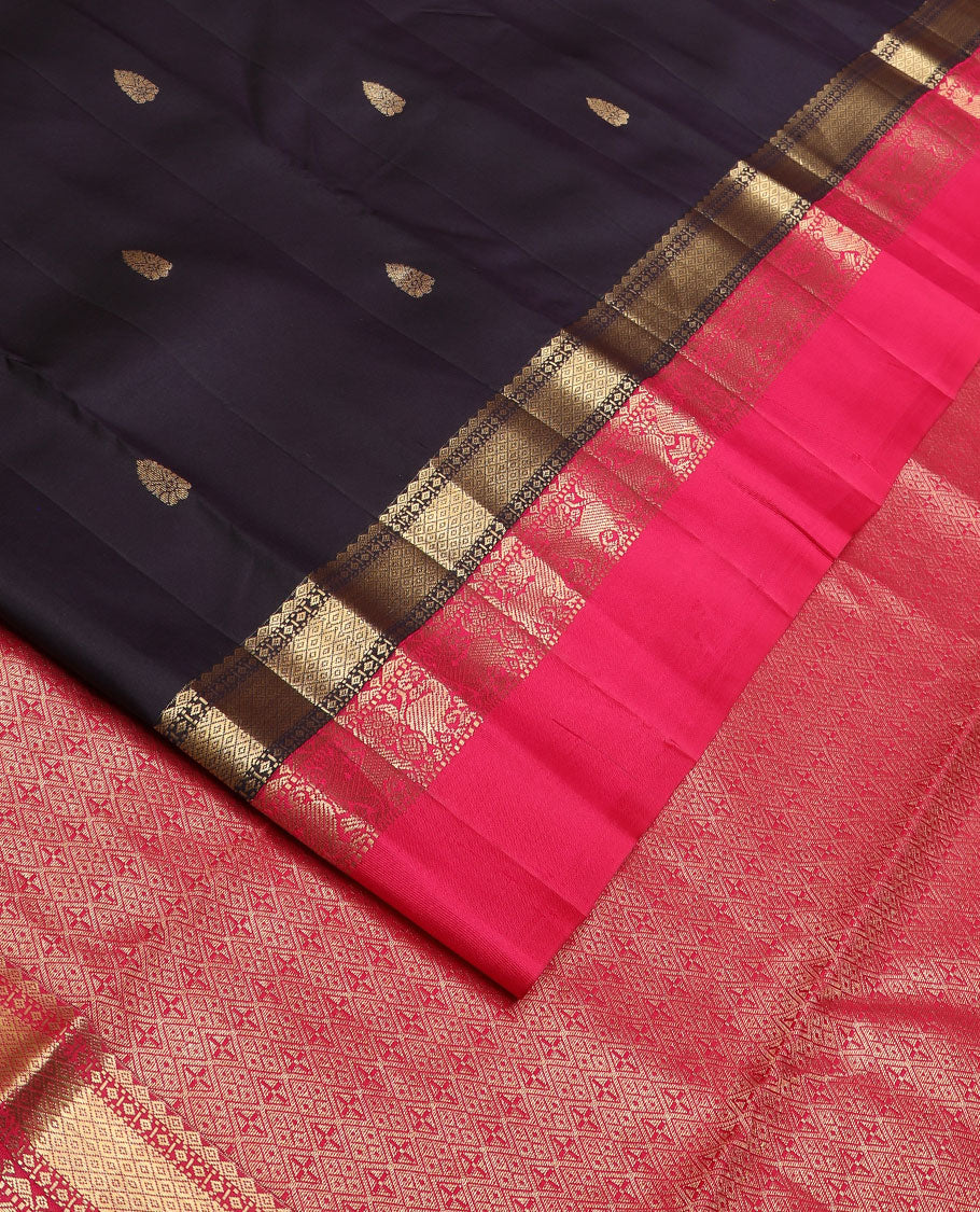 Black zari buttas silk saree, contrast border of diamond, mayil kann, muthu & yaali design & jaal pallu