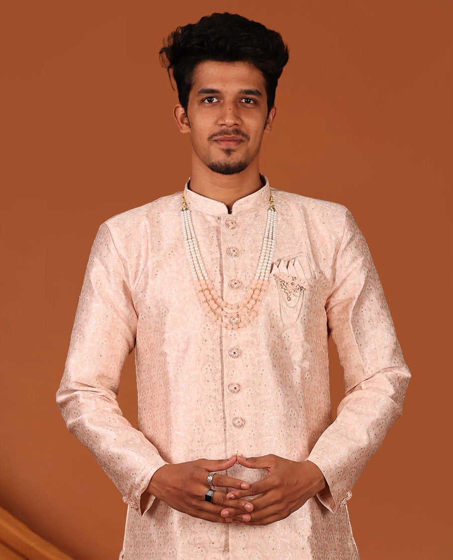 Grey Floral Embossed Full-Sleeved Men's Kurta and Has a Pants