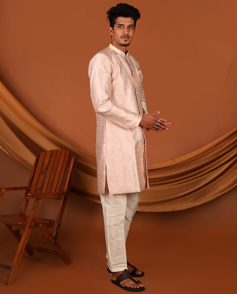 Grey Floral Embossed Full-Sleeved Men's Kurta and Has a Pants