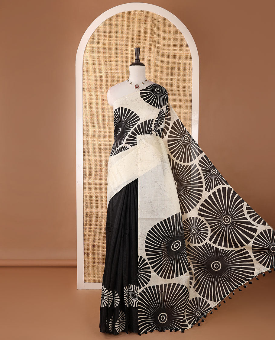 Borderless White with black sunbrust design skirt pattern khadi cotton saree & big sunbrust printed pallu with tussels