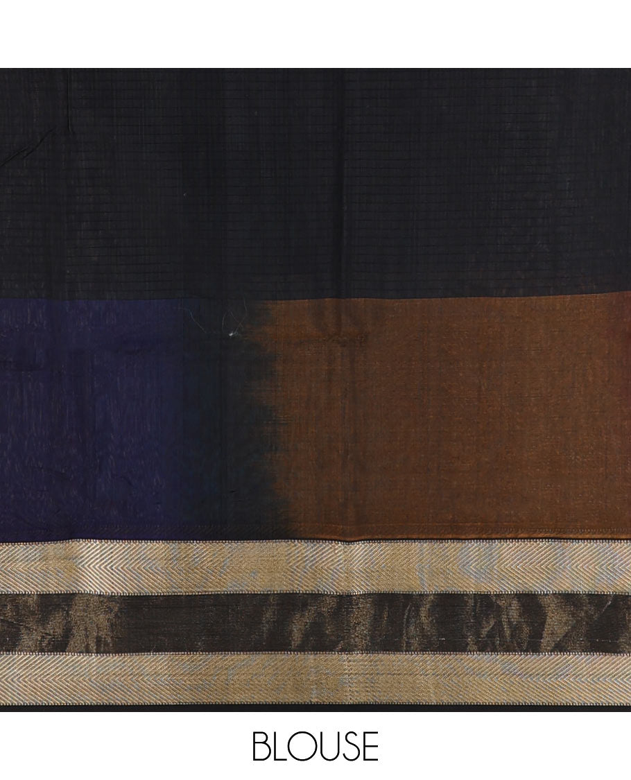 Blue checked maheshwari cotton saree with contrast zari argyle border & checked pallu