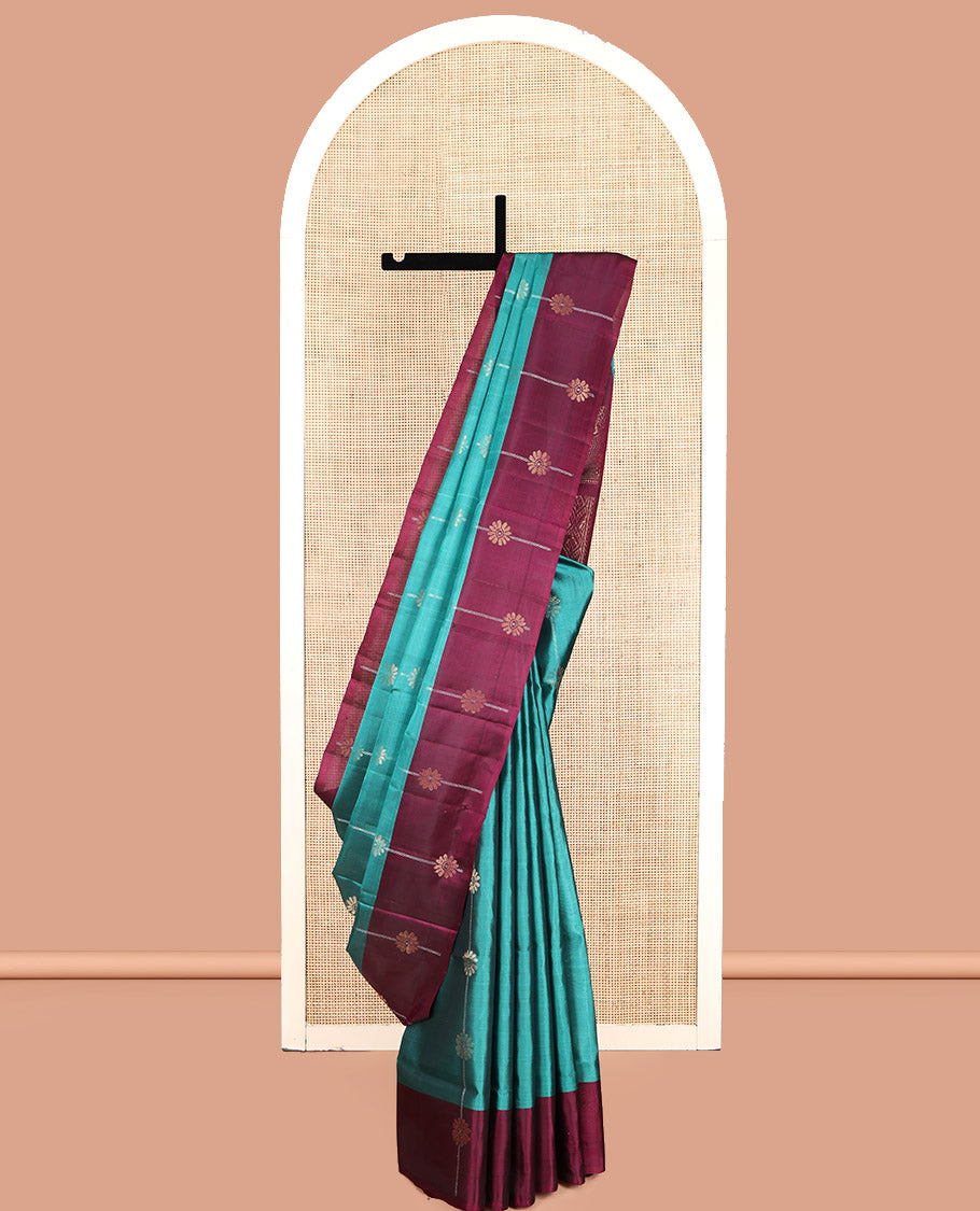 Green Mayuri Lite Silk Mix Saree, Woven with Floral Stripes, Complemented by a Contrast Zari Border, Pallu of Geometric Designs, and a Contrast Blouse