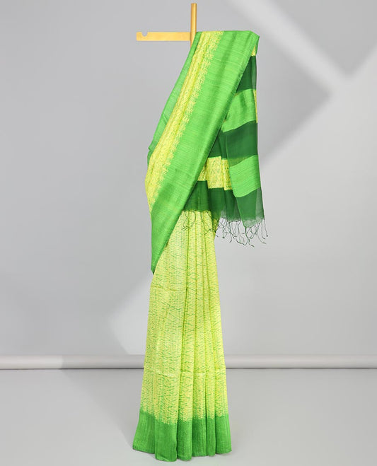 Green abstract design matka silk saree with contrast plain border & green abstract design pallu