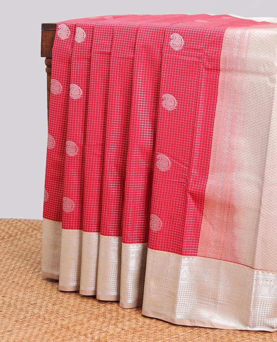 Red checked, paisley design gift saree with contrast zari design & checked zari design pallu