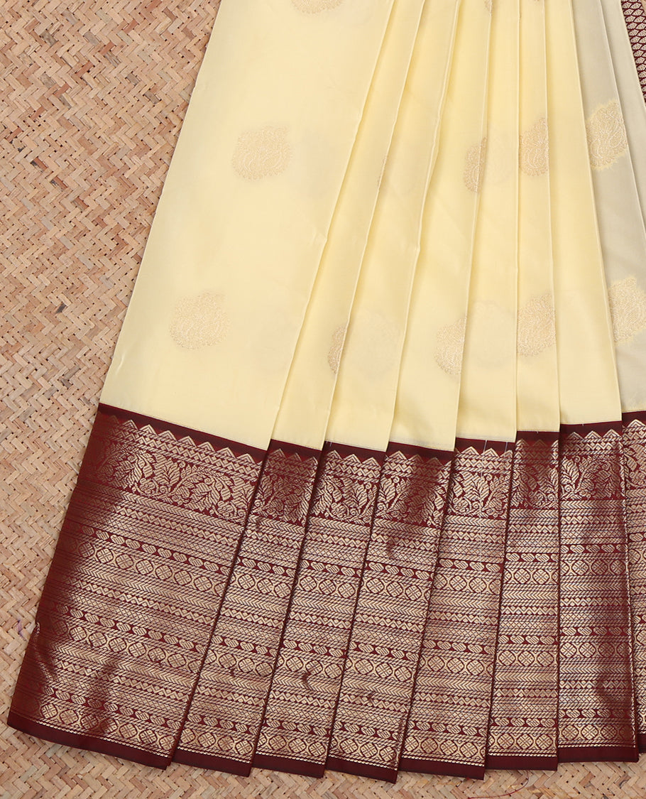 Cream Budget Silk Saree, Sparsely Woven with Zari Buttas, Complemented by a Contrast Traditional Zari Border, Grand Pallu, and Contrast Blouse