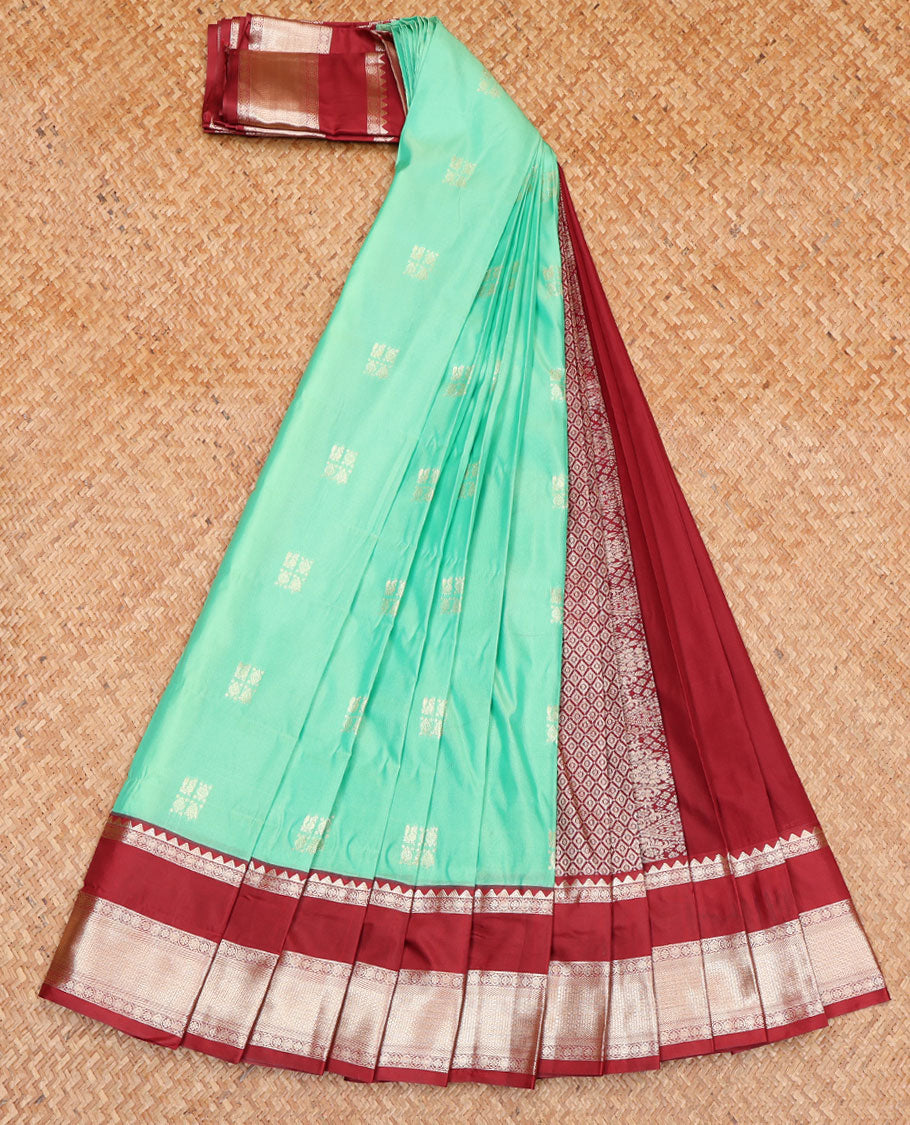 Turquoise Budget Silk Saree, Meticulously Woven with Zari Buttas All Over Its Body, Complemented by a Contrast Traditional Zari Design Woven Rettai Pettu Border, Gleaming Jaal Pallu, and Paired with a Contrast Blouse