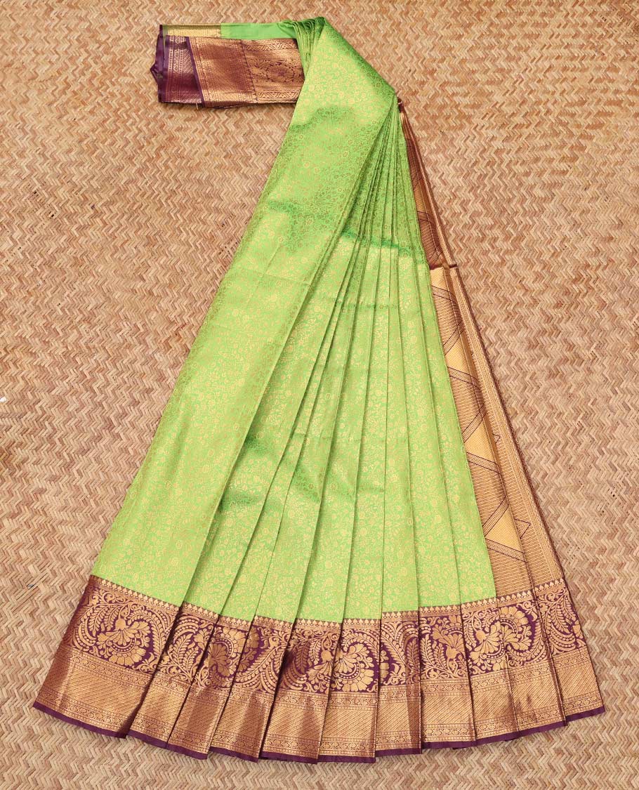Light Green Budget Silk Saree, Decked Up with Jacquard Design, Complemented by Contrast Traditional Zari Border, a Grand Pallu and a Contrast Blouse