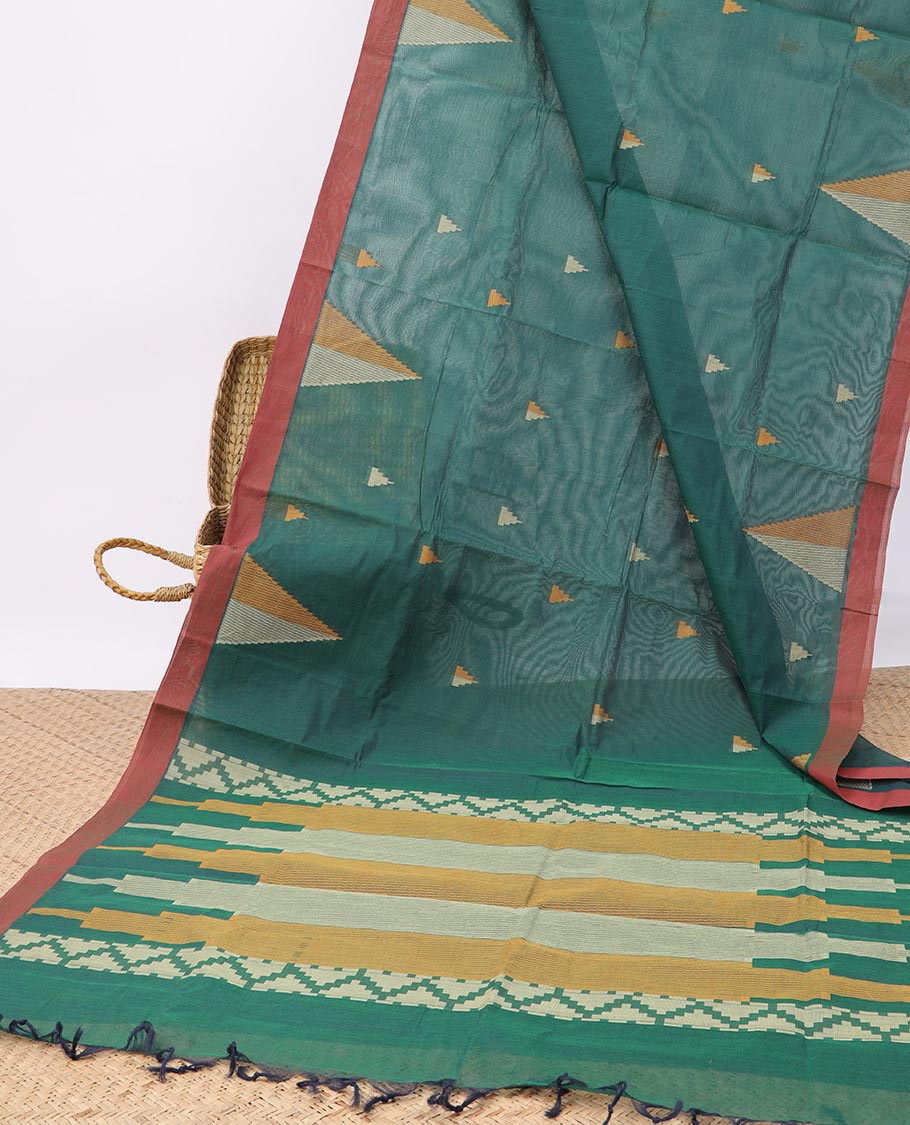 Green buttas Coimbatore cotton saree, contrast temple border & traditional design pallu