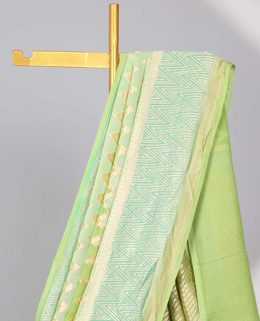 Green zig-zag striped banaras georgette saree with contrast border & geometric design pallu