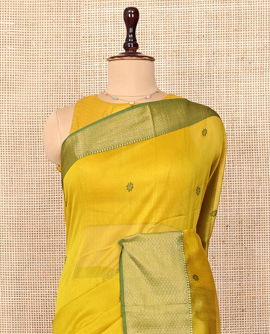 Yellow Maheshwari Cotton Saree, Bedecked with Floral Buttas on Its Body, Complemented by a Contrast Border of Traditional Designs, Pallu Steeped with Buttas, and Paired with a Contrast Blouse