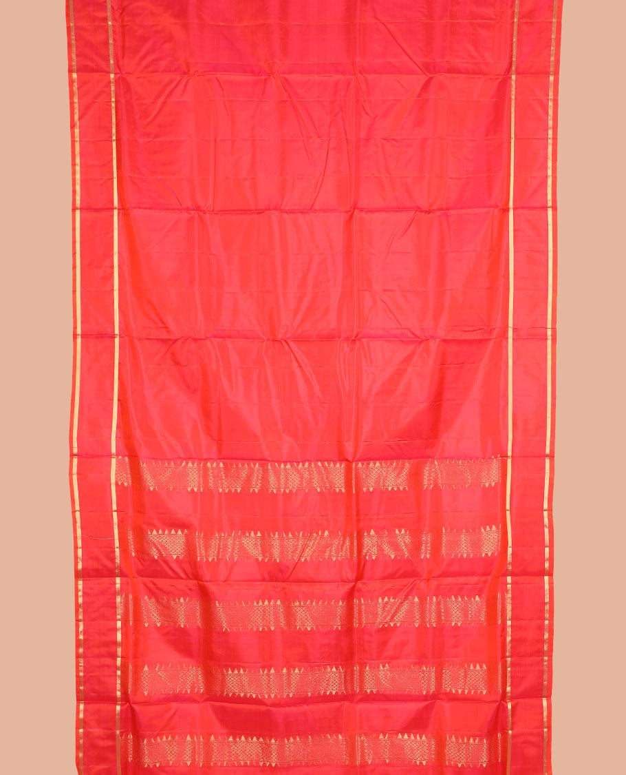 Red plain nine-yard silk saree, rettai pettu zari mayil kann border, and pallu of rekku, and mayil kann designs