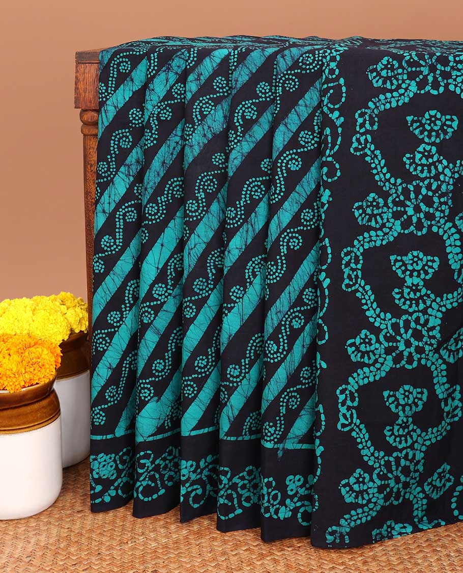 navy blue batik design sungudi cotton saree with bandhini design border & bandhni design pallu