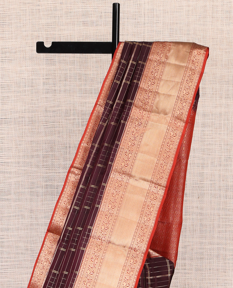 Brown Checked Vasundhara Lite Silk Mix Saree, a Contrast Kodi Visiry-Mayil Kann Border, a Contrast Blouse