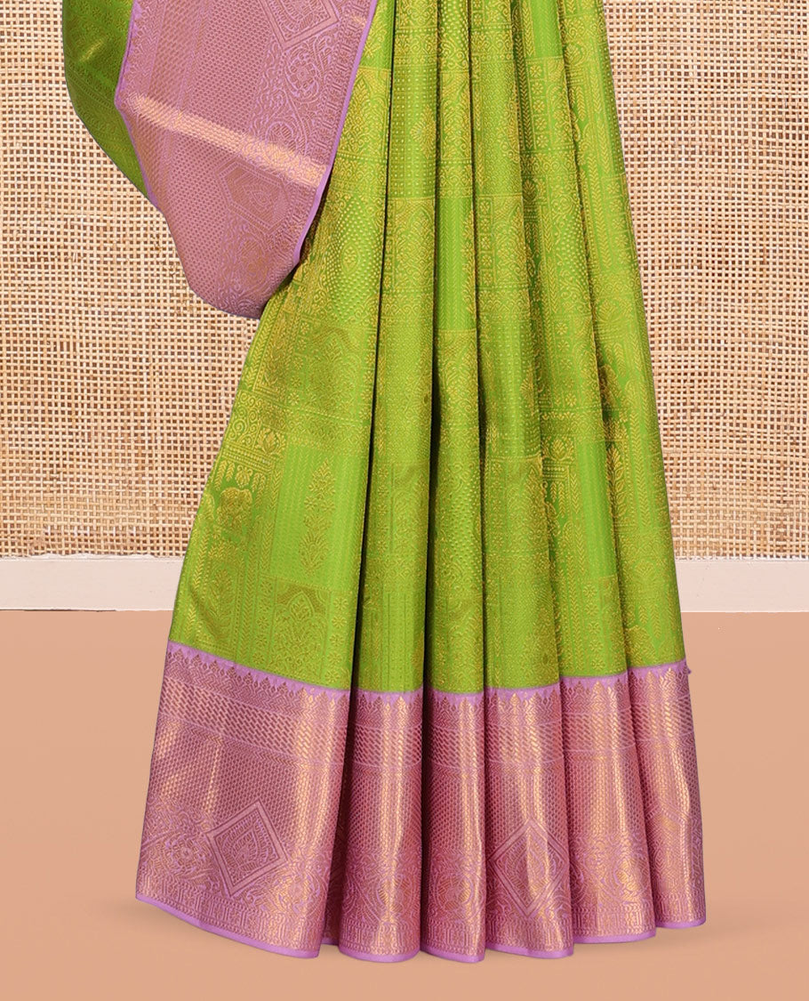 Green Kanchipuram Wedding Silk Saree, Finely Crafted with Jacquard Design, a Contrast Traditional Zari Border, Grand Pallu, and a Contrast Blouse