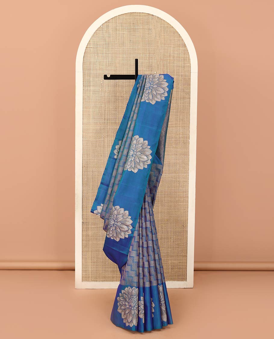 Borderless multi-color ragkat-style striped and floral creeper Kanchipuram designer saree, zari-rich vanki design pallu
