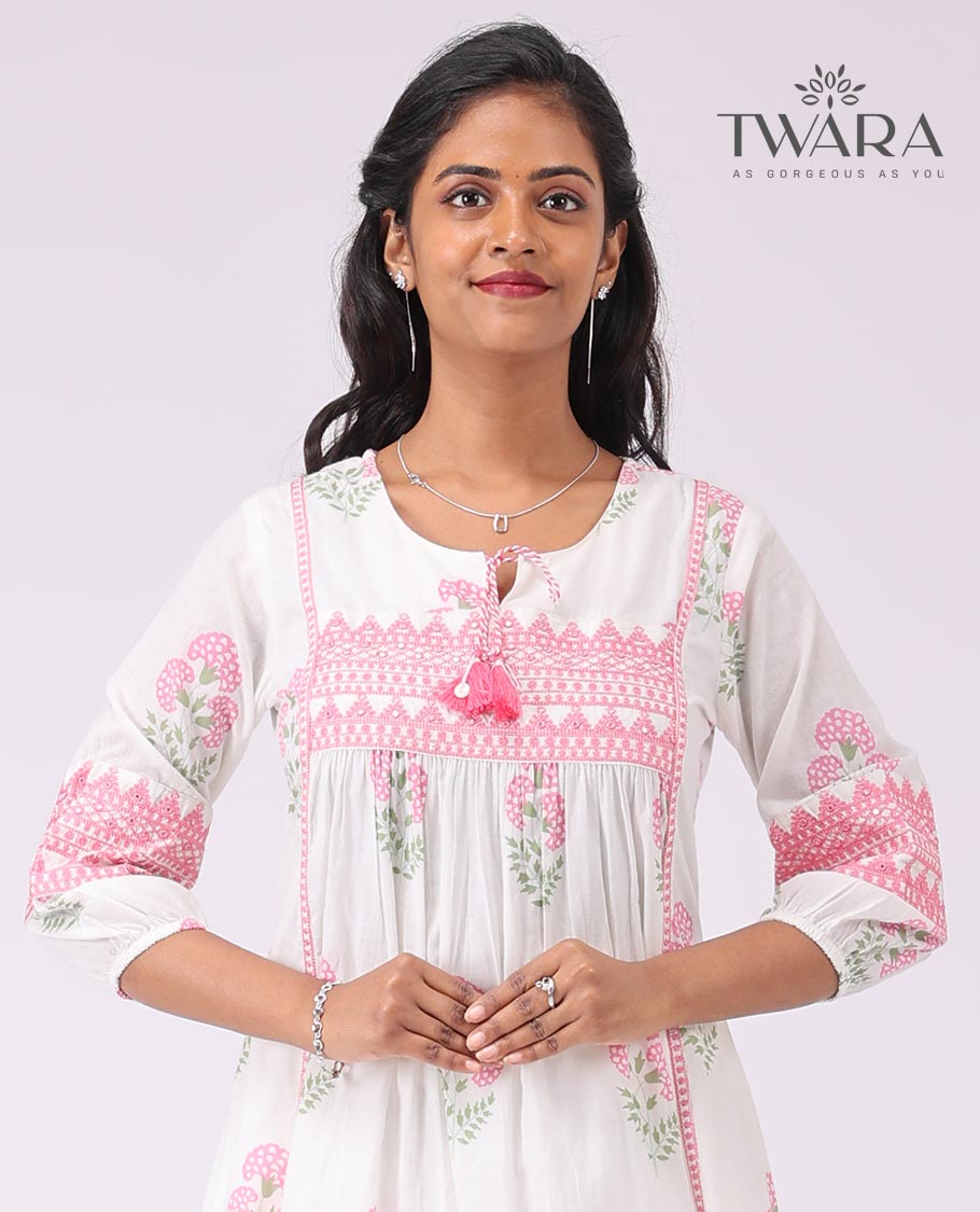 Twara white floral printed 3/4 th sleeve , knee lenght kurti