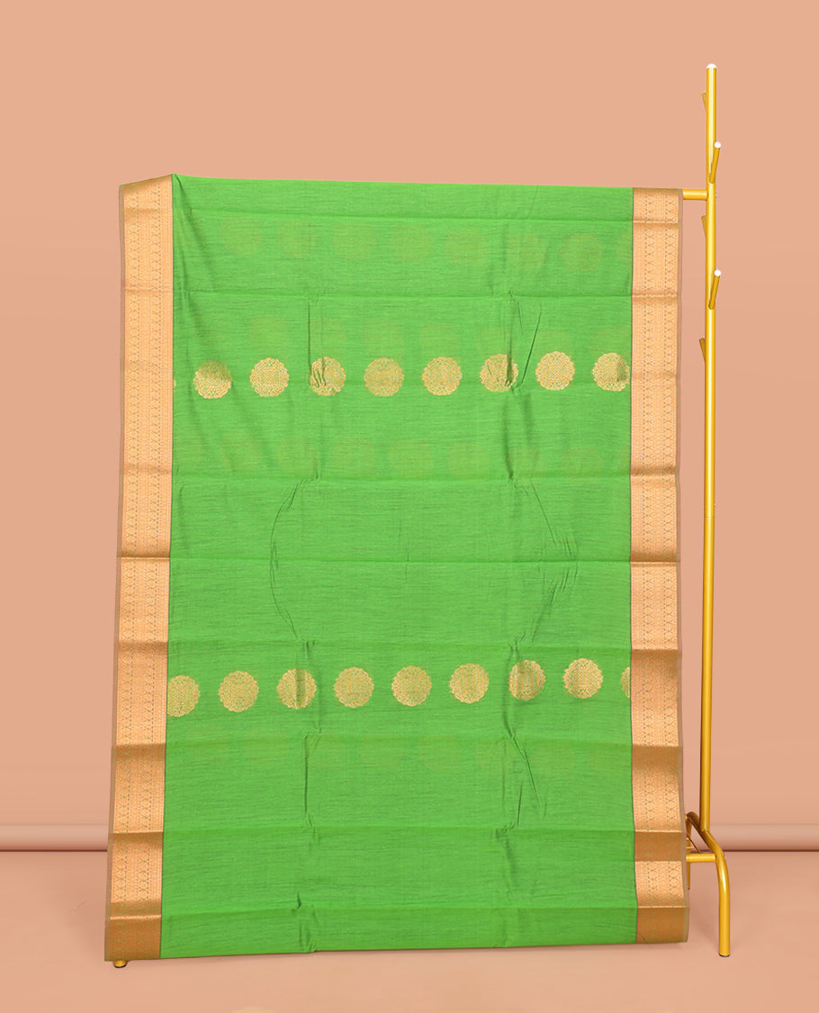 Green Semi-Silk Cotton Saree, Bedecked with Zari Buttas All Over Its Body, Complemented by a Contrast Border of Traditional Zari Designs, Grand Jaal Pallu, and Paired with a Contrast Blouse