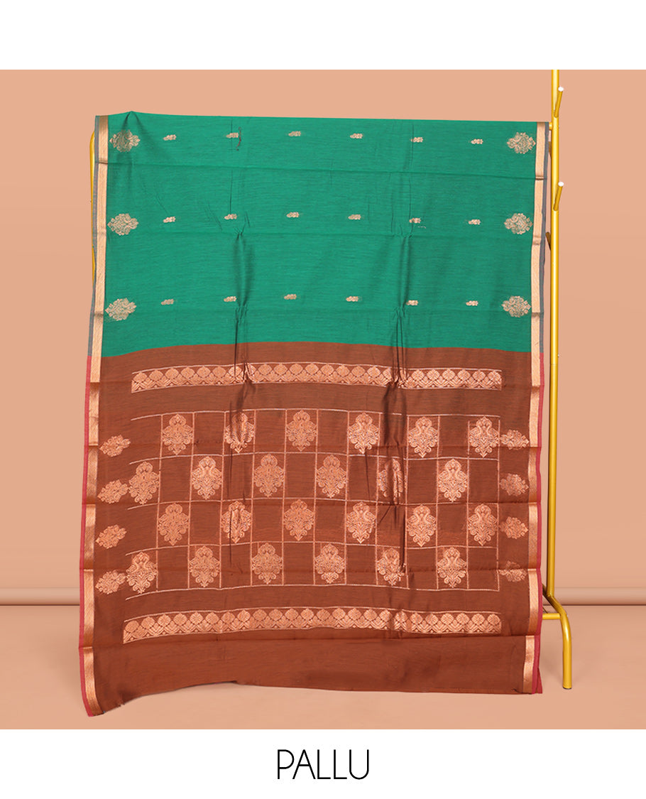 Green Semi-Silk Cotton Saree, Featuring Zari Buttas All Over Its Body, Complemented by a Contrast Piping Border, Grand Pallu of Zari Butta Enclosed Checked Design, and Paired with a Contrast Blouse