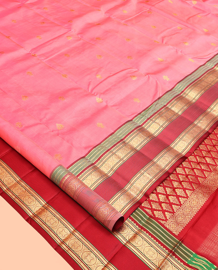 Pink Kanchipuram Silk Saree, Mesmerized with Buttas, Contrast Border of Muthu, Kathir, and Chakram Designs, Pallu of Intricate Design, and a Contrast Blouse