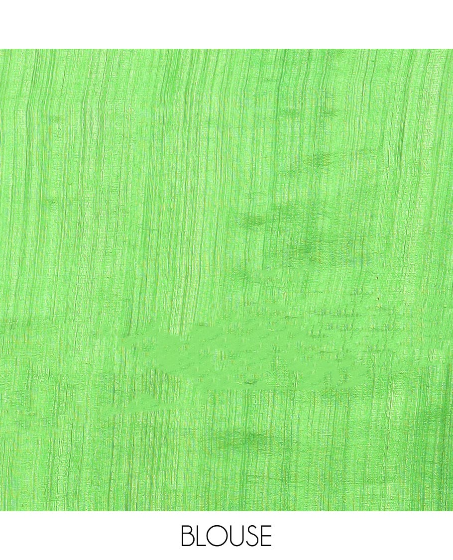 Green abstract design matka silk saree with contrast plain border & green abstract design pallu