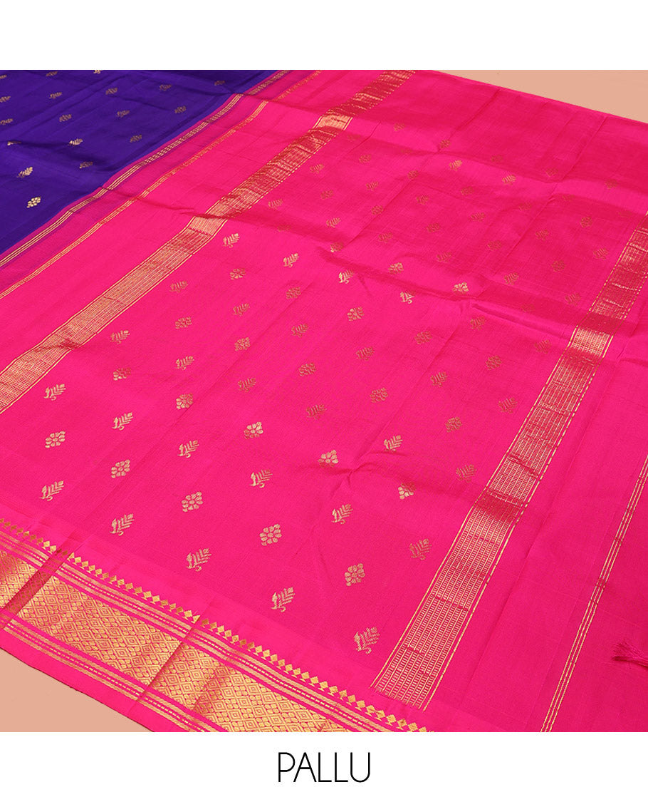 Blue Kanchipuram Silk Saree, Gleamed Up with Zari Buttas, a Contrast Korvai One-Sided Border of Paneer Sombu, Banaras, Muthu, and Jaal Design, Zari Design Pallu, and No Blouse