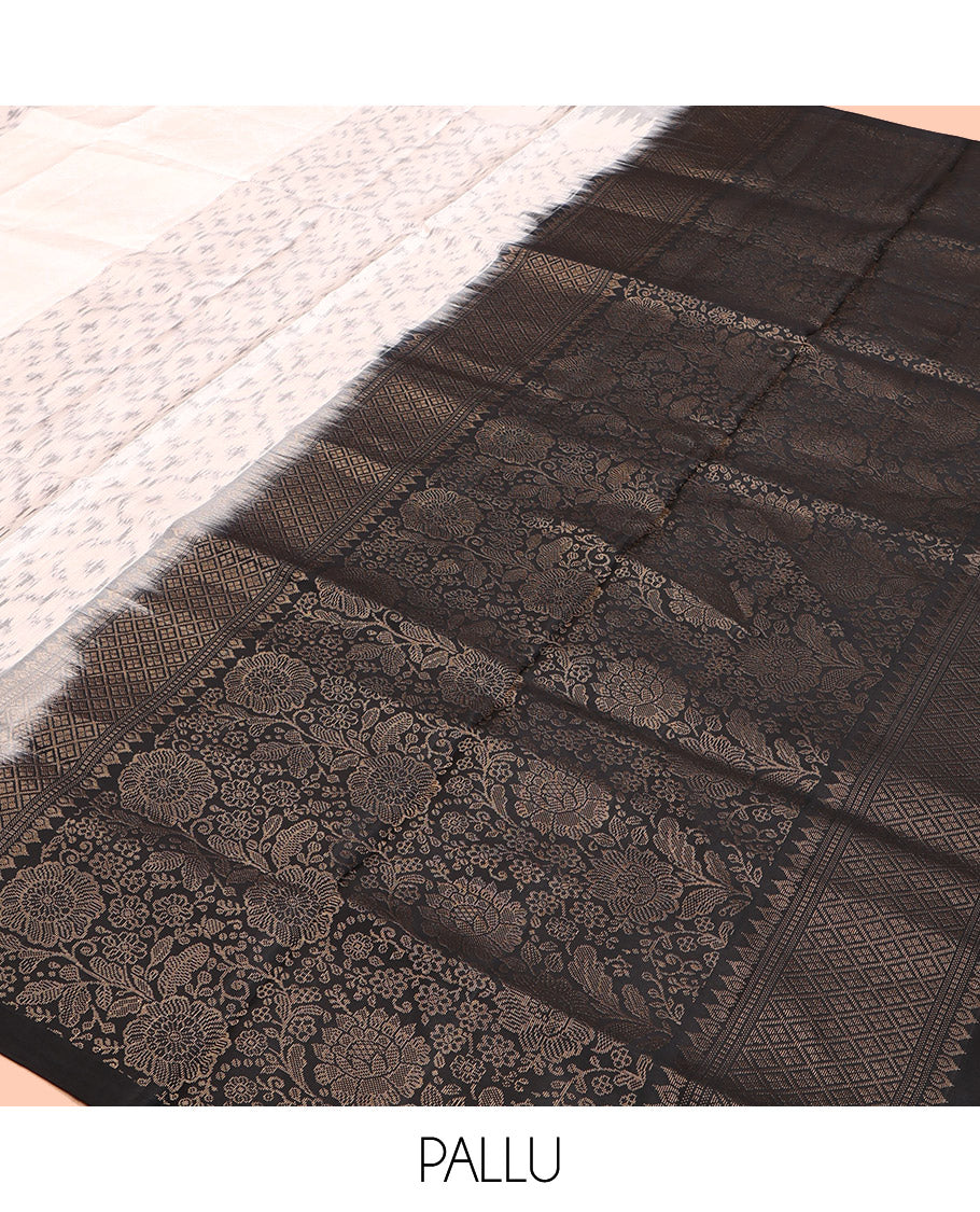 Borderless White Mayuri Soft Silk Saree, Detailed with Ogee and Temple Designs, Complemented by Contrast Pallu of Floral Jaal Design, and Contrast Blouse