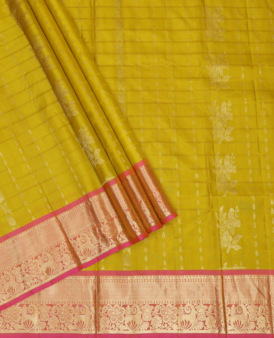 Green Pure Silk Navarathna Pavadai Material Set