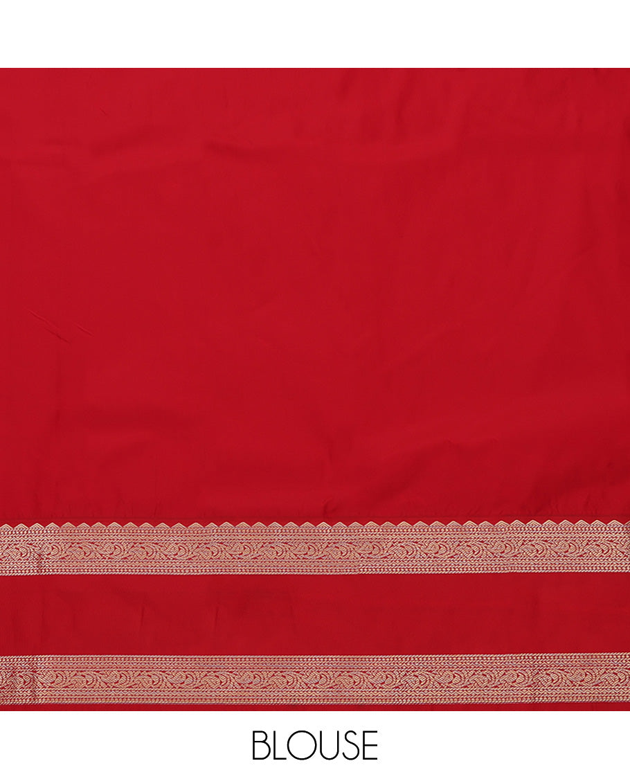 Beige Budget Silk Saree, Sparsely Woven with Buttas and Stripes All Over Its Body, Complemented by Contrast Traditional Zari Designs Rettai Pettu Border, Grand Jaal Pallu and Paired with a Contrast Blouse