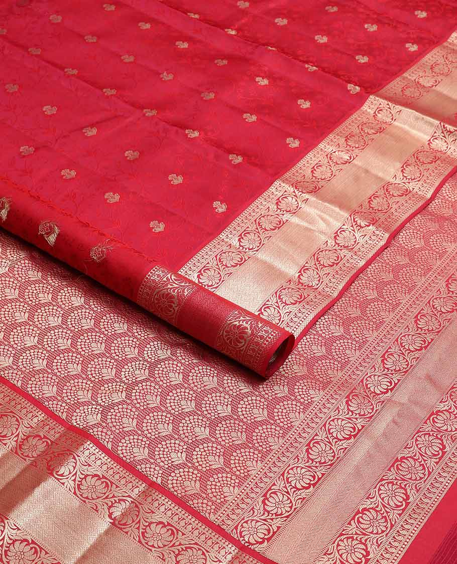 Red floral jacquard kancheepuram silk saree with self floral design border & jaal design pallu