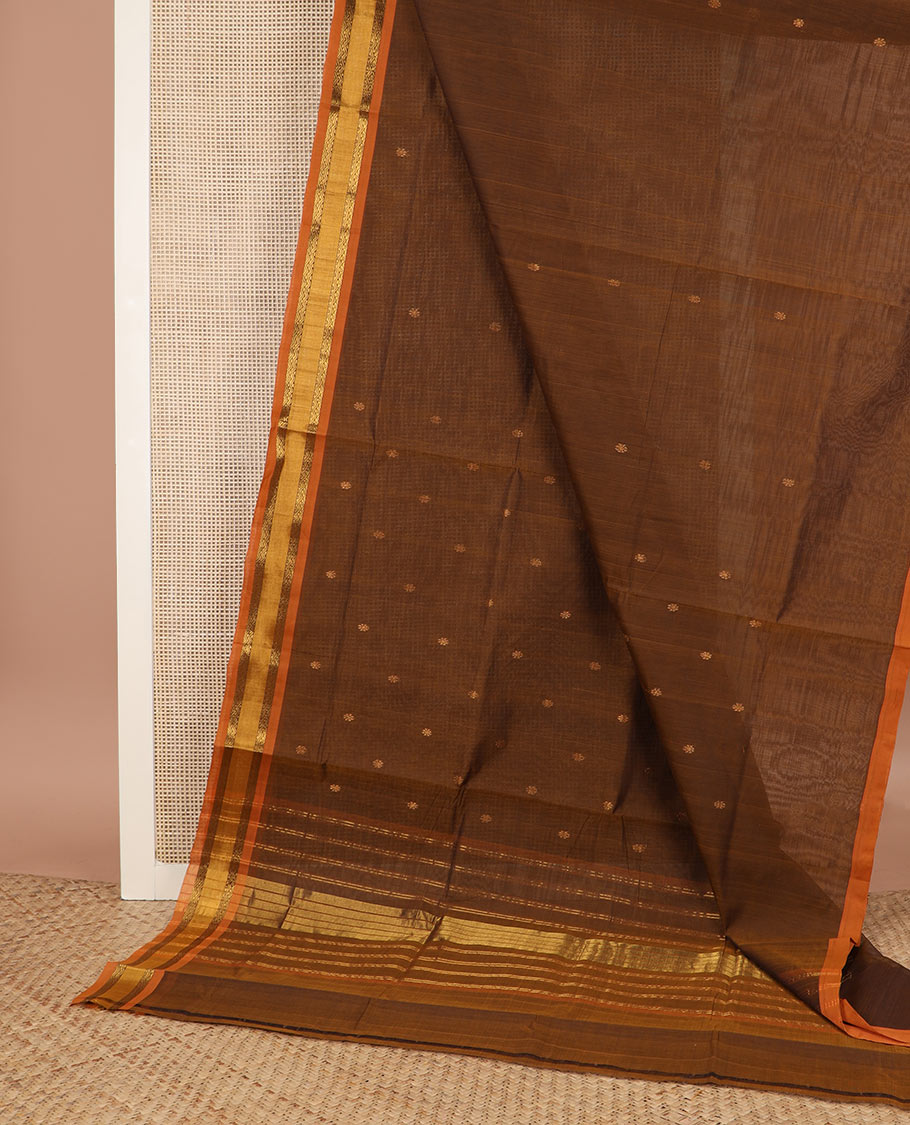 Brown zari buttas Venkatagiri cotton saree, contrast diamond-patterned border & zari striped pallu