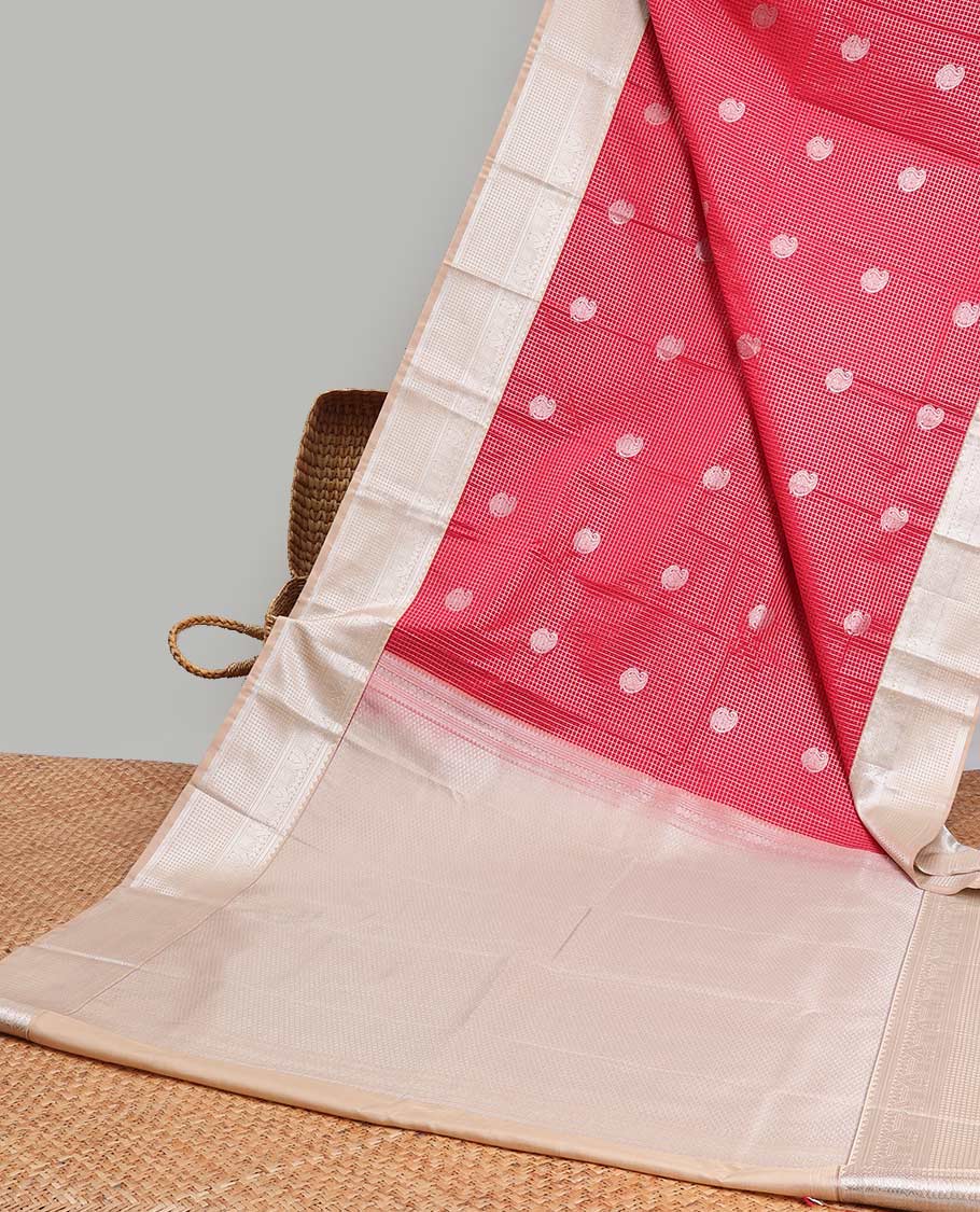 Red checked, paisley design gift saree with contrast zari design & checked zari design pallu