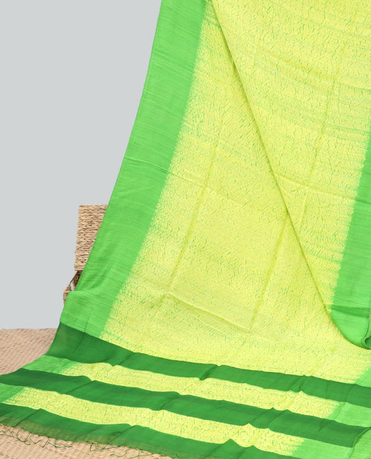 Green abstract design matka silk saree with contrast plain border & green abstract design pallu