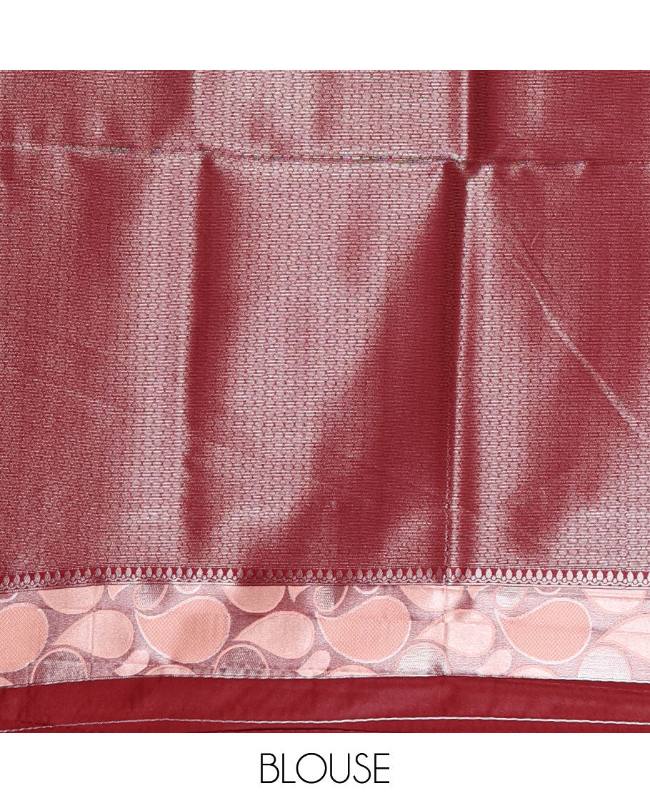 Peach jacquard kanchi silk saree, contrast border, and pallu steeped with paisley motifs with contrast zari design blouse