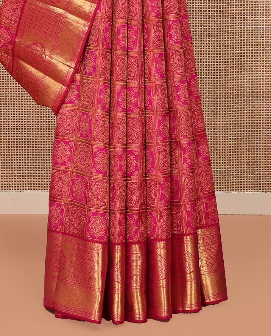 Pink Kanchipuram Wedding Silk Saree, Meticulously Crafted with Jacquard Design On Its Body, Complemented by Contrast Border of Traditional Zari Designs, Grand Jaal Pallu and Paired with a Matching Blouse