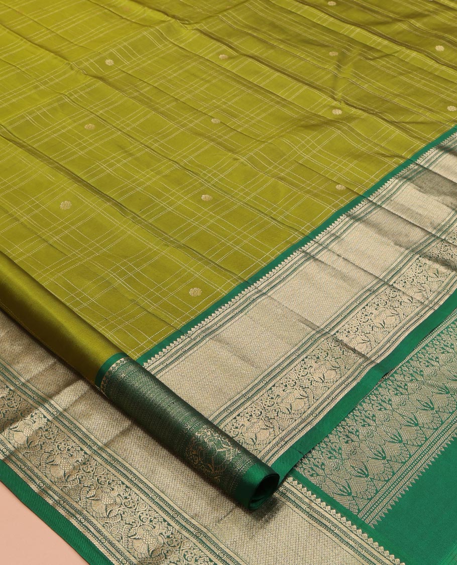 Green Contrast Checks Vasundhara Silk Saree