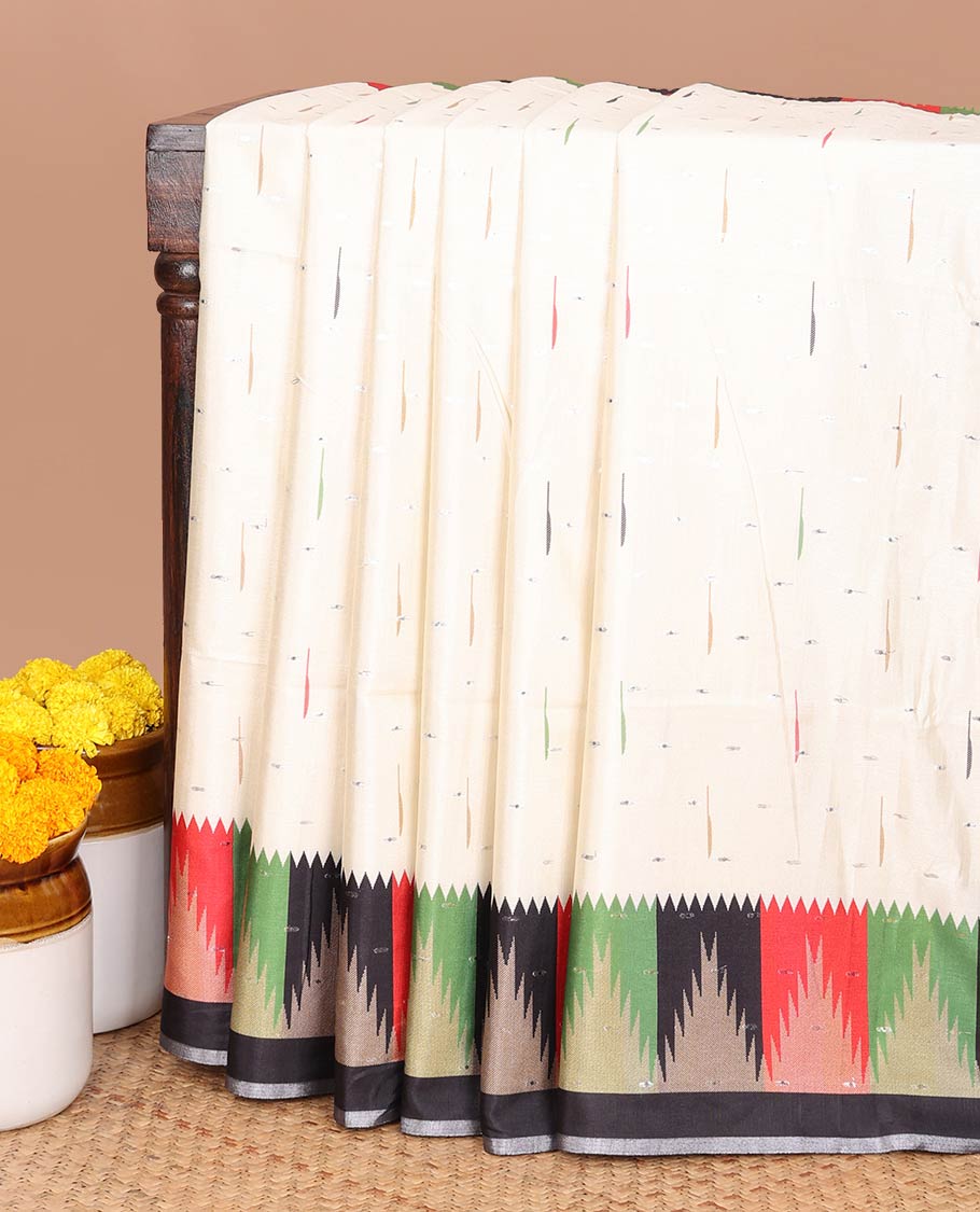 Cream silver 1000 butta kathan silk saree with temple design border & contrast pallu along with contrat blouse