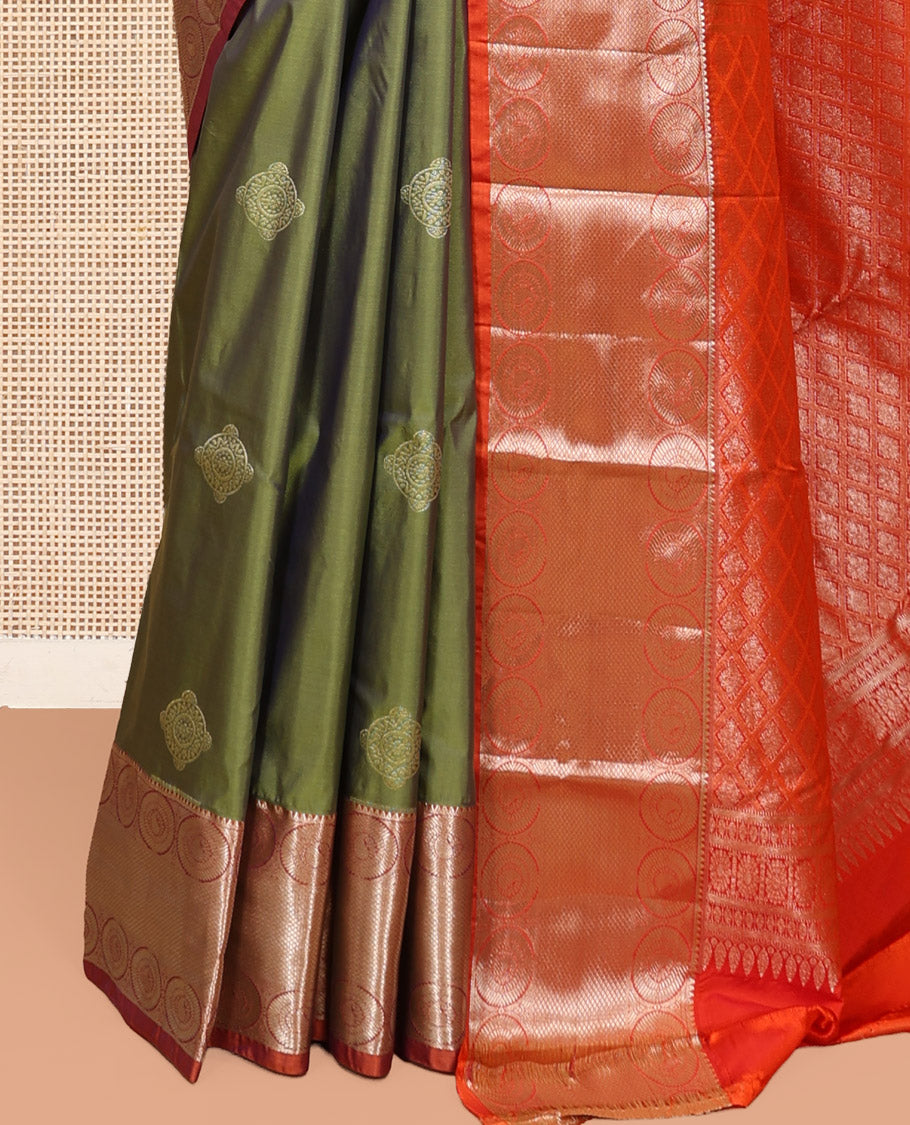 Green Budget Silk Saree, Bedecked with Zari Buttas, Complemented by a Contrast Traditional Chakram Zari Border, Jaal Pallu, and Contrast Blouse