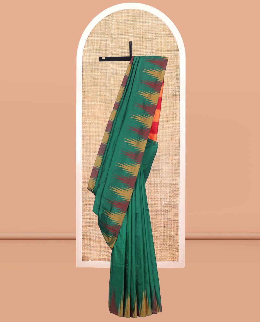 Green Plain Bangalore Silk Saree, Complemented by a Contrast Temple Border, Striped Pallu, and Contrast Blouse