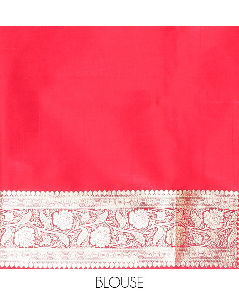 Green floral jaal jacquard banarasi silk saree, contrast floral creeper design border, and intricate ogee patterned pallu