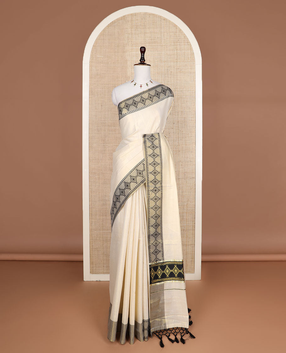 Cream plain design Kerala saree, contrast diamond patterned border, and diamond patterned pallu